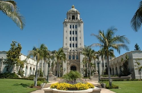 http://www.planetware.com/i/photo/beverly-hills-civic-center-los-angeles-cabh1.jpg