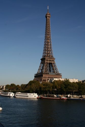 paris france eiffel tower black and. Eiffel Tower information