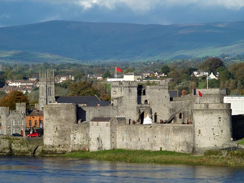 Picture of King John's Castle, ...