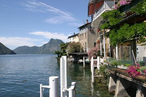 http://www.planetware.com/i/photo/lugano-ch018.jpg