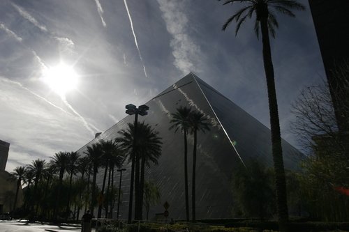 Luxor Hotel in Las Vegas. las vegas hotels luxor. Luxor Hotel in Las Vegas.