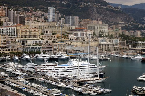 http://www.planetware.com/i/photo/monaco-harbor-monaco-monport.jpg http://www.planetware.com/i/photo/monaco-harbor-monaco-monport.jpg