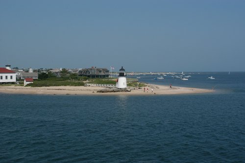 http://www.planetware.com/i/photo/nantucket-ma758.jpg