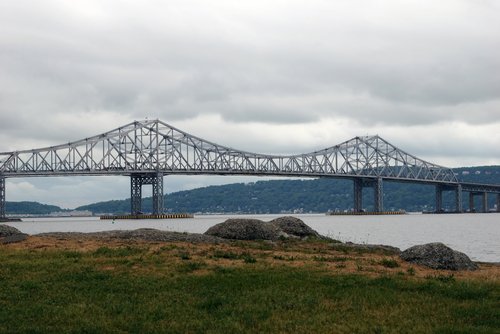 Hudson River Valley and Hudson River Valley and
