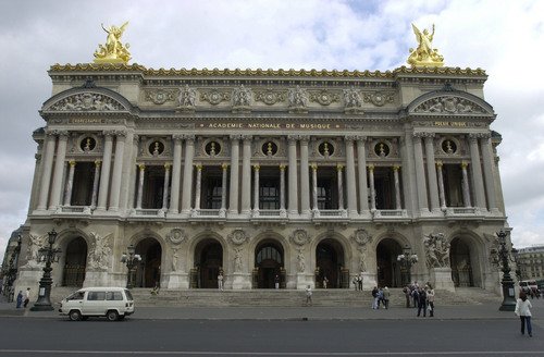HOUSE IN PARIS house in paris: