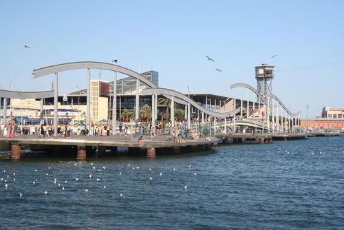 http://www.planetware.com/i/photo/port-barcelona-ebl4.jpg