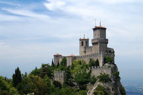 san-marino-fortresses-republic-of-san-marino-sanmarw1