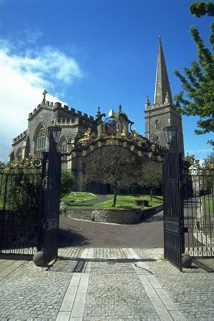 st-columbs-cathedral-londonderry-drstcol.jpg