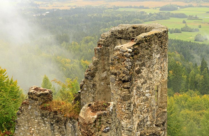 Finkenstein Castle ruins