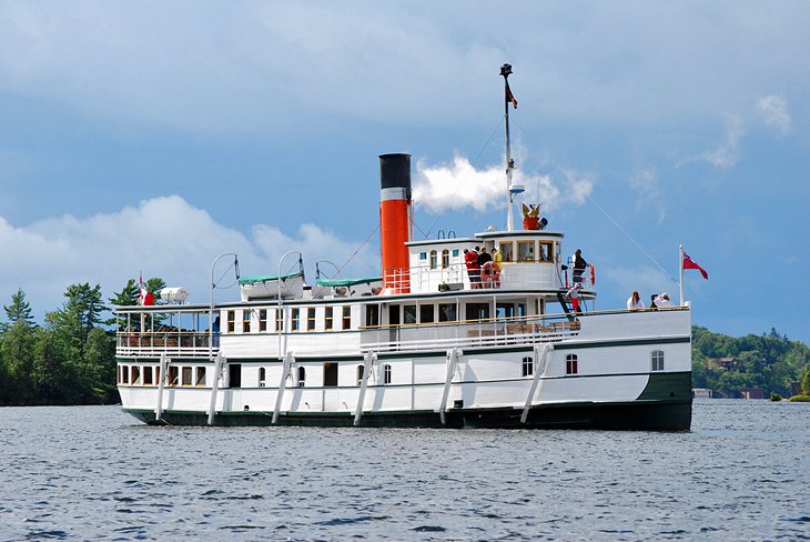Gravenhurst and a Cruise on Lake Muskoka
