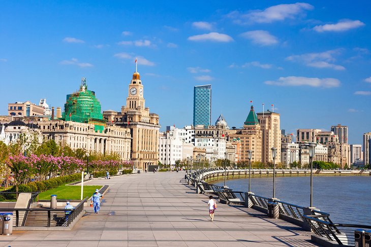 Shanghai's Promenade: The Bund