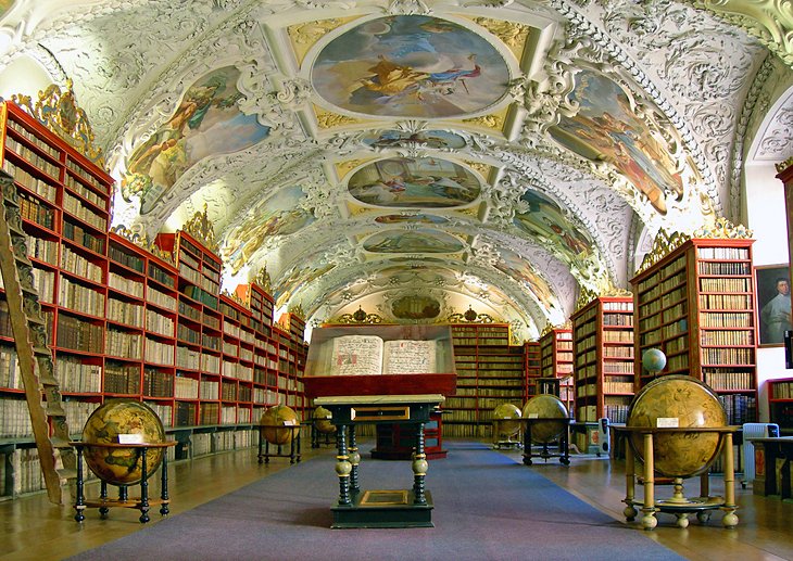کتابخانه های جذاب: صومعه کلمنتین و Strahov
