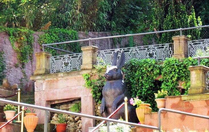 Fabergé Museum garden