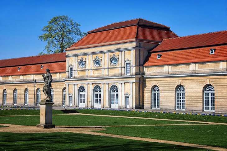 The New Wing and the Old Palace