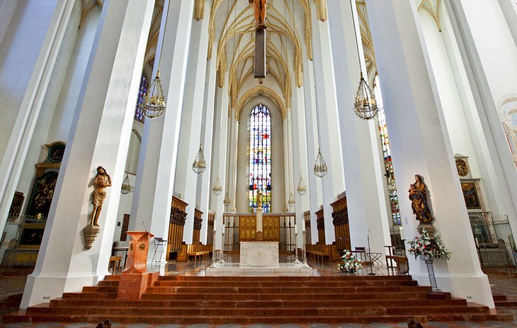 Munich Cathedral: Interior Highlights