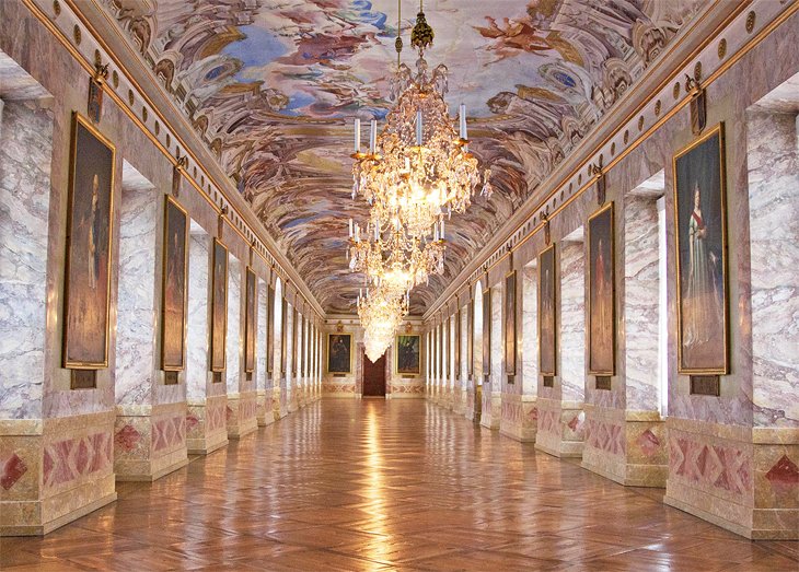 Neues Schloss and Altes Schloss