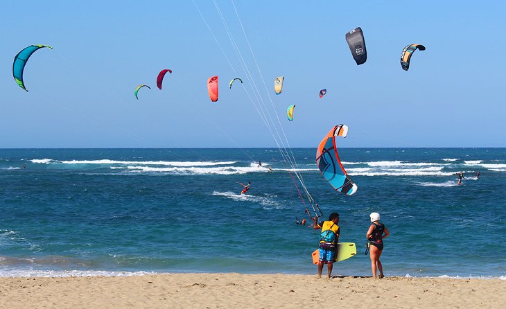 Kiteboarding lessons on Kite Beach