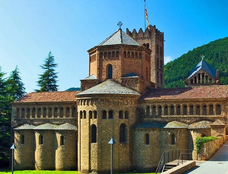 The Romanesque Monastery of Santa María de Ripoll