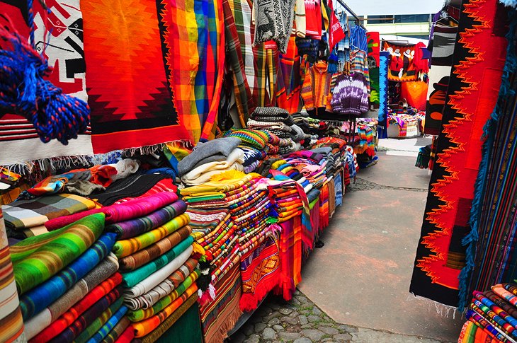 بازار Otavalo