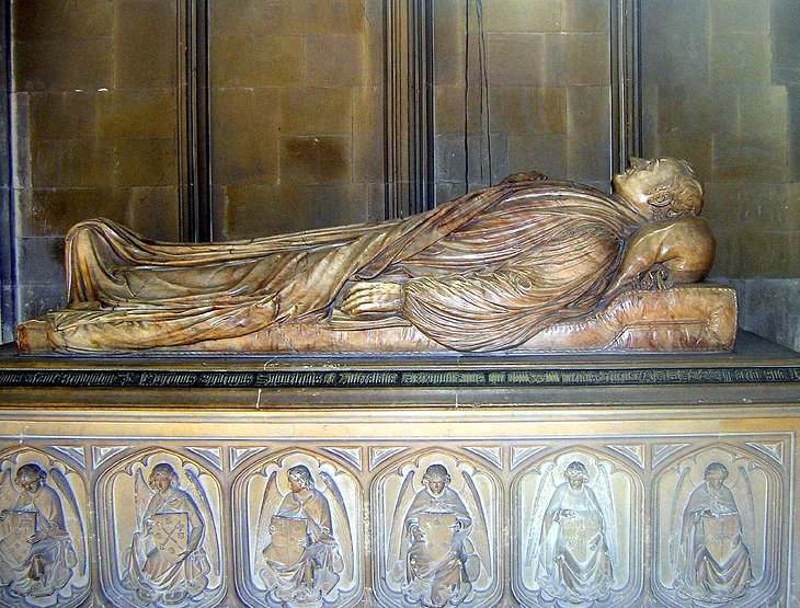 Naked Corpses: The Cathedral Tombs