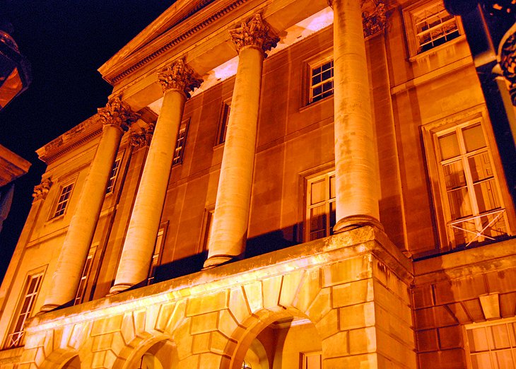 Apsley House: Home of the Duke of Wellington Museum