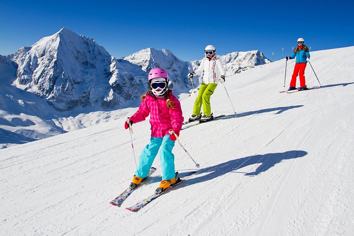 Family skiing in Chamonix