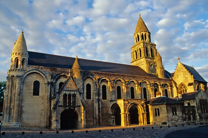 Poitiers Churches: Saint-Hilaire-le-Grand & Sainte-Radegonde
