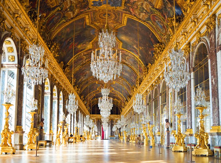 Hall of Mirrors (Galerie des Glaces)