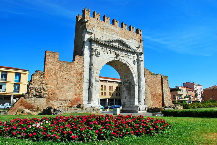 Arco d'Augusto (Arch of Augustus)