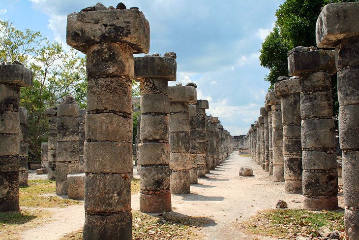 The Hall of the Thousand Columns