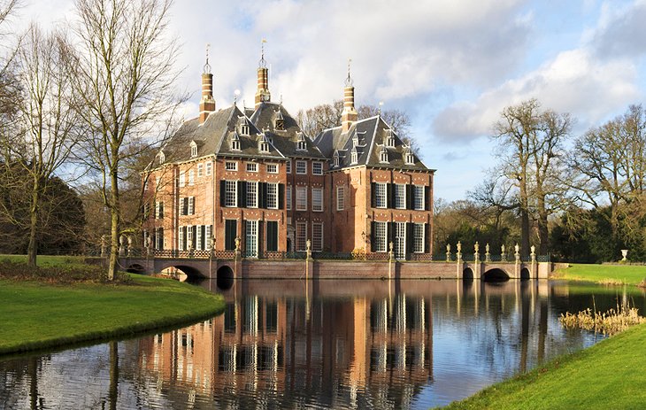 Duivenvoorde Castle