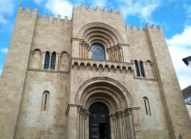 Sé Velha (Old Cathedral)