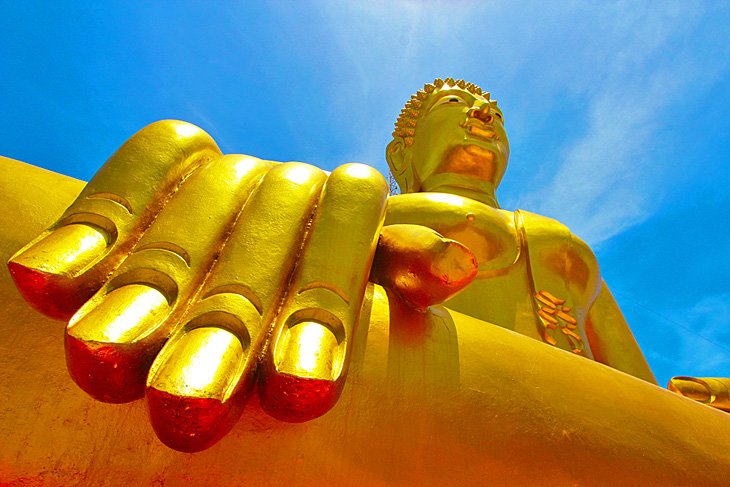 Big Buddha (Wat Phra Yai)