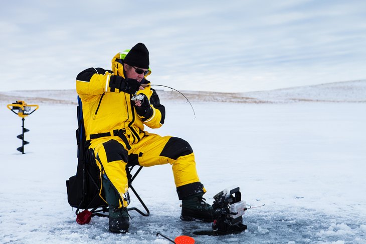 Ice fishing with fish finder