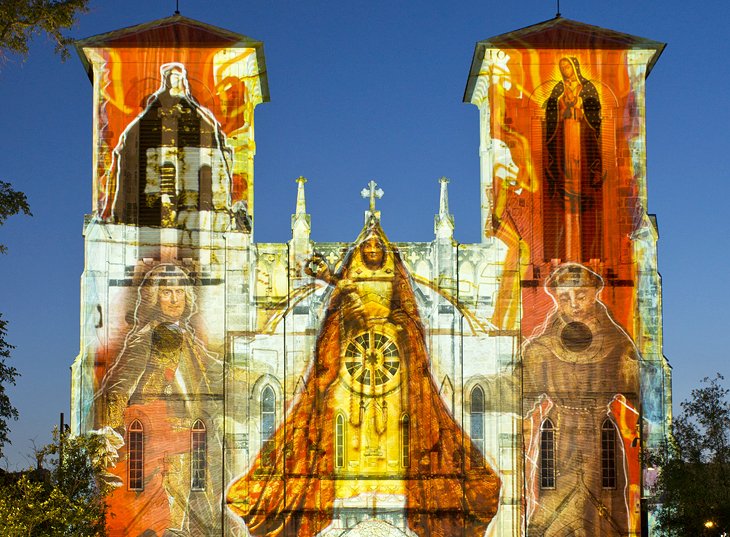 The Saga projected on San Fernando Cathedral