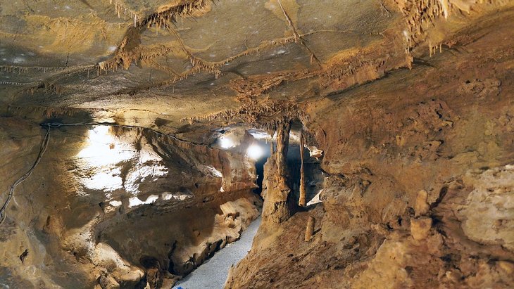 Seneca Caverns
