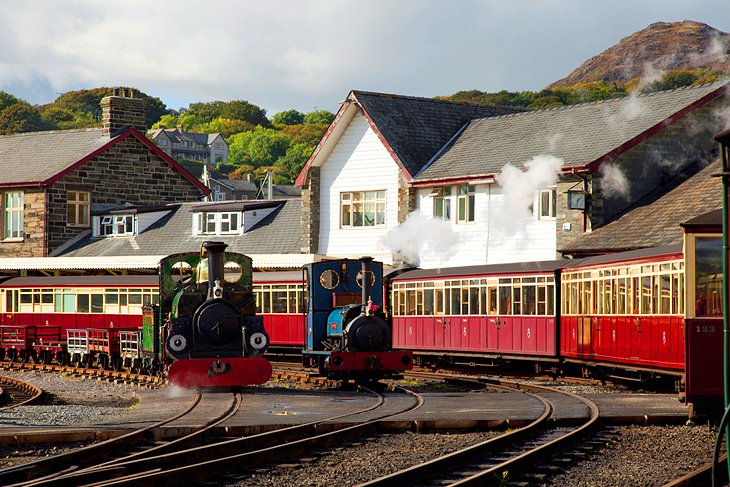 Porthmadog & Ffestiniog & Welsh Highland Railways