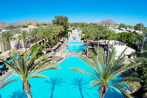 16 Top-Rated Resorts in the Phoenix Area