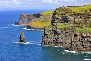 From Dublin to the Cliffs of Moher: 4 Best Ways to Get There