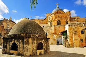 Exploring the Church of the Holy Sepulchre: A Visitor's Guide