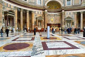 Visiting the Pantheon in Rome: Highlights & Tips