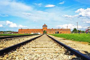 From Krakow to Auschwitz: 5 Best Ways to Get There