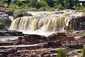 12 Top-Rated Attractions & Things to Do in Sioux Falls, SD