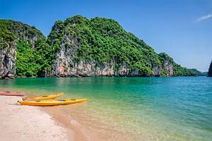 13 Top-Rated Things to Do in Halong Bay