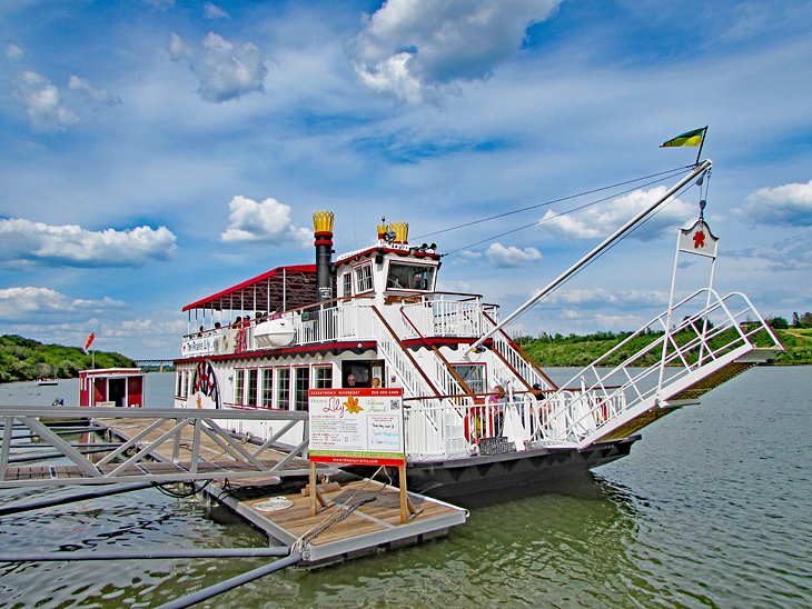 Prairie Lily Riverboat