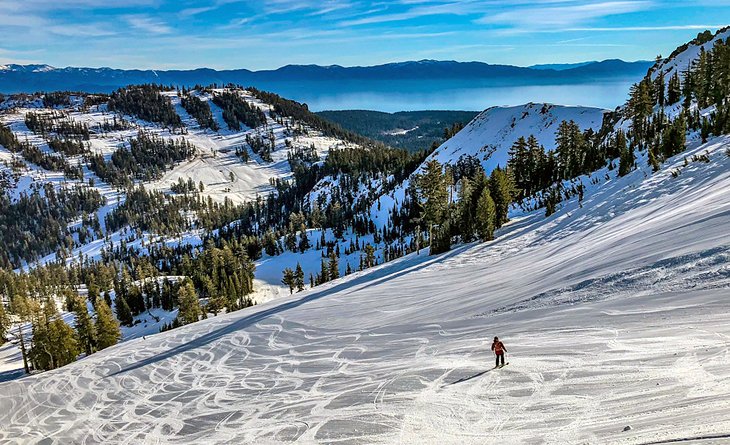 The slopes of Palisades Tahoe