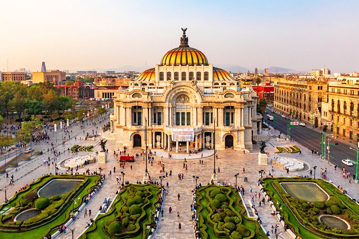 Palacio De Bellas Artes in Mexico City
