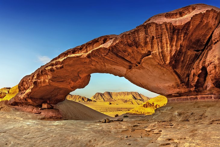 Rock arch in Wadi Rum