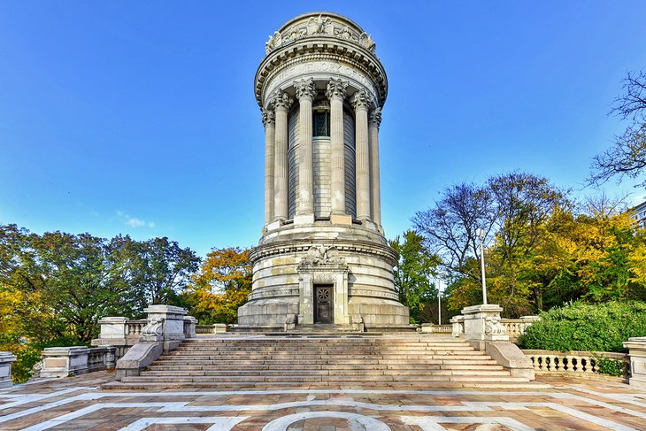 The Soldiers' and Sailors' Memorial Monument in Riverside Park