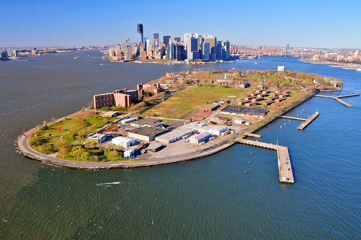 Aerial view of Governors Island and Manhattan